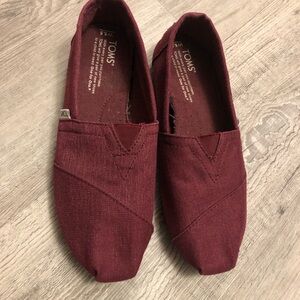 Toms Slip-On Canvas Loafers in Burgundy